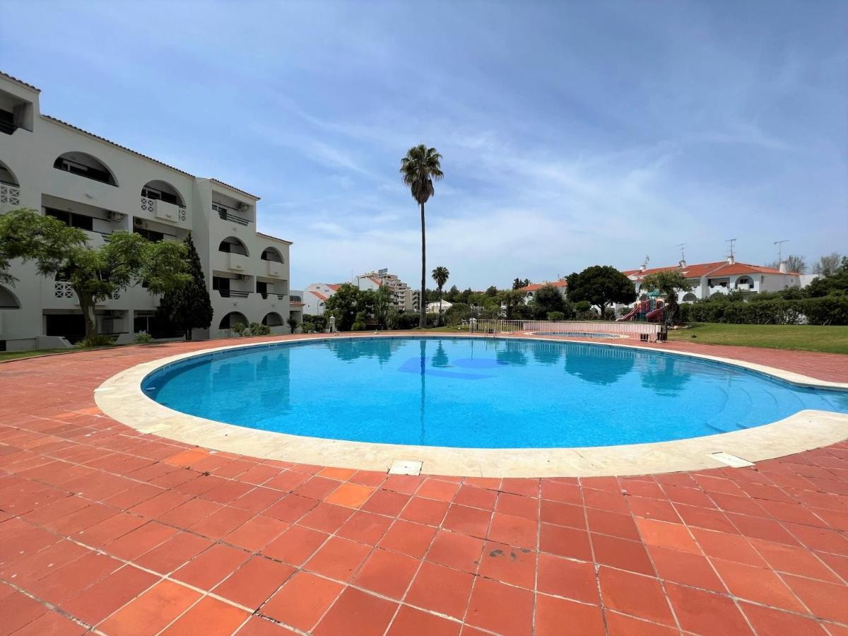 Apartamento Albufeira Twins 1 With Pool By Homing Exterior foto