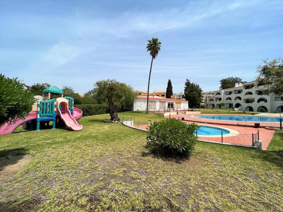 Apartamento Albufeira Twins 1 With Pool By Homing Exterior foto