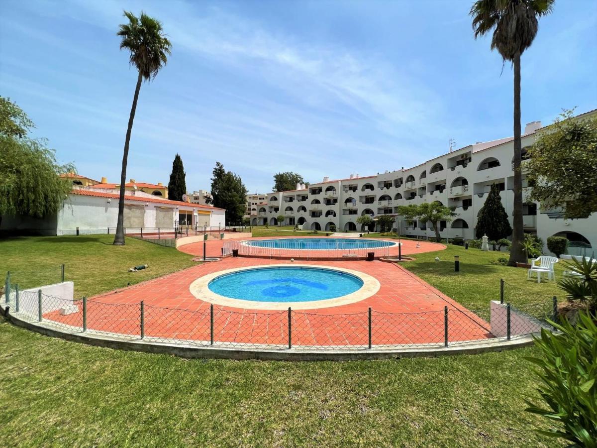 Apartamento Albufeira Twins 1 With Pool By Homing Exterior foto
